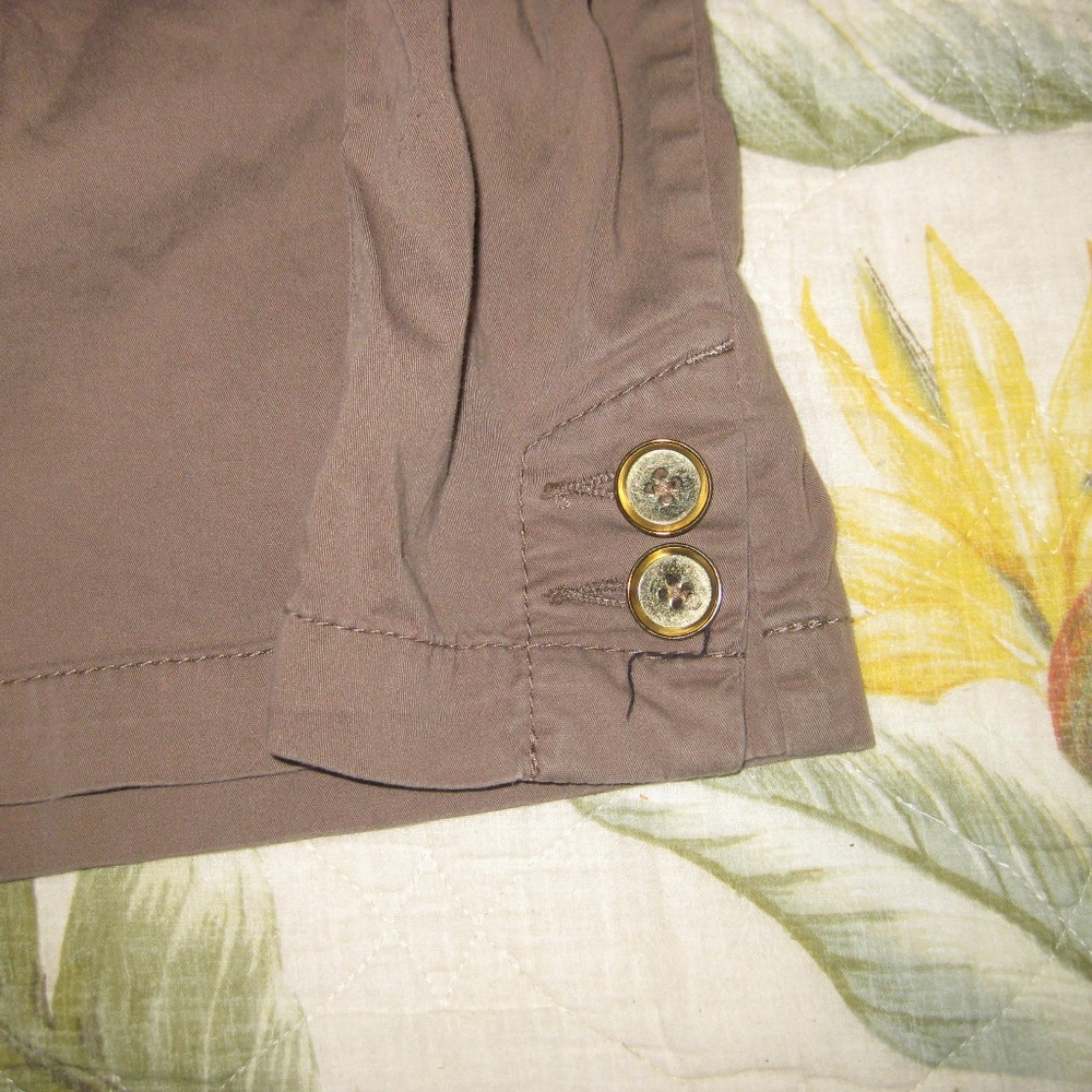 JM Collection Capris - Picture 5 of 6